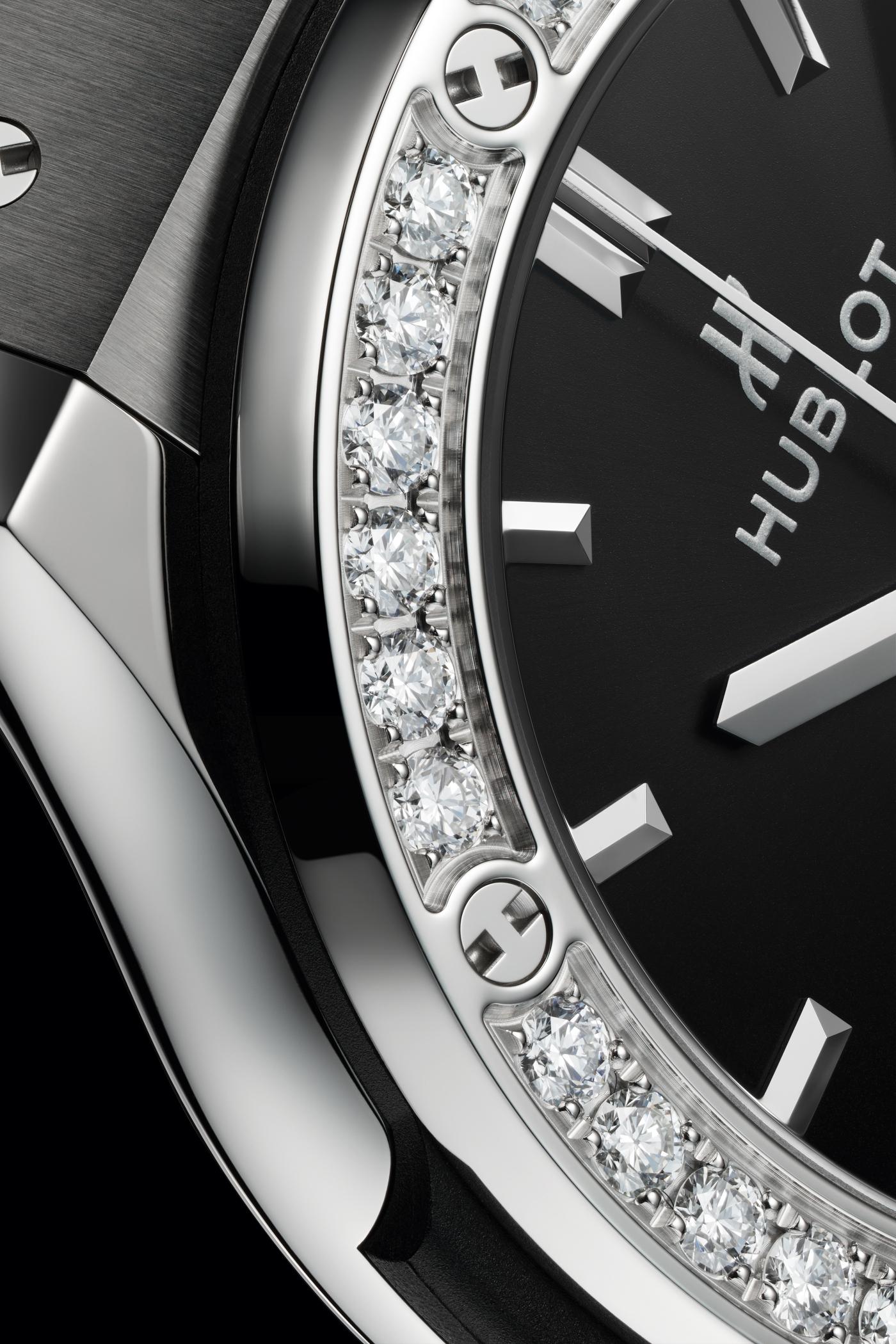 Classic Fusion Titanium Diamonds 38 mm